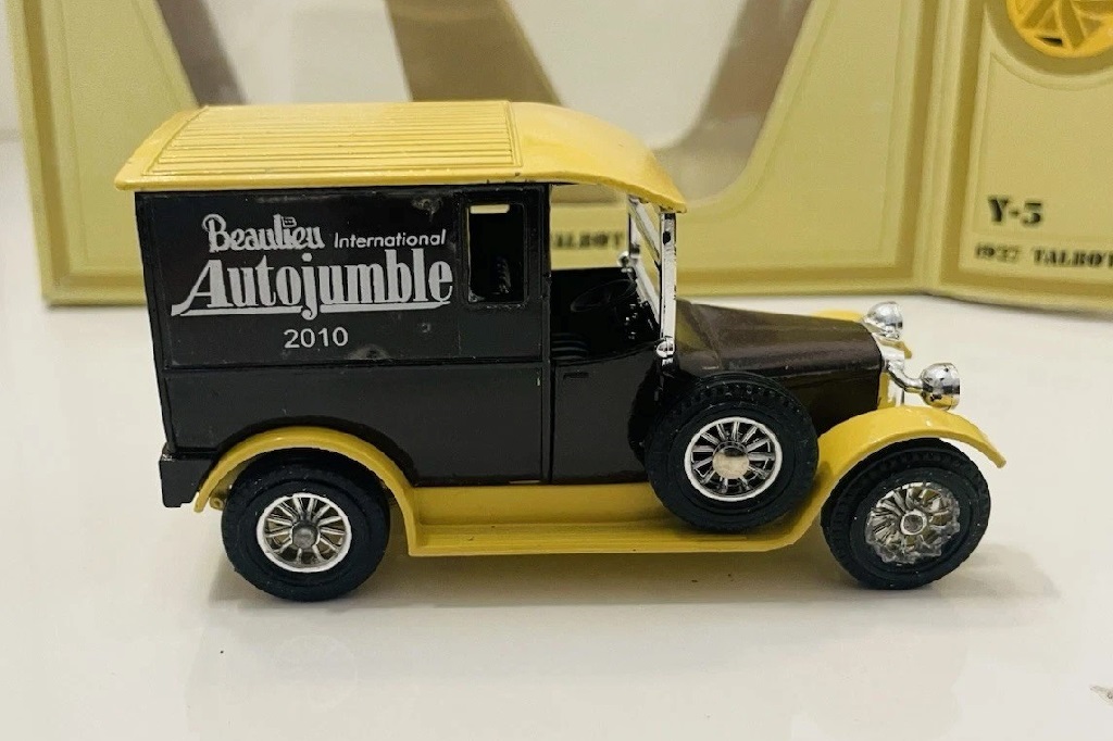 Autojumble 2010; Unknown